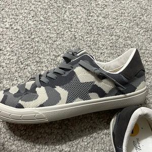 VH Design Camo Shoes